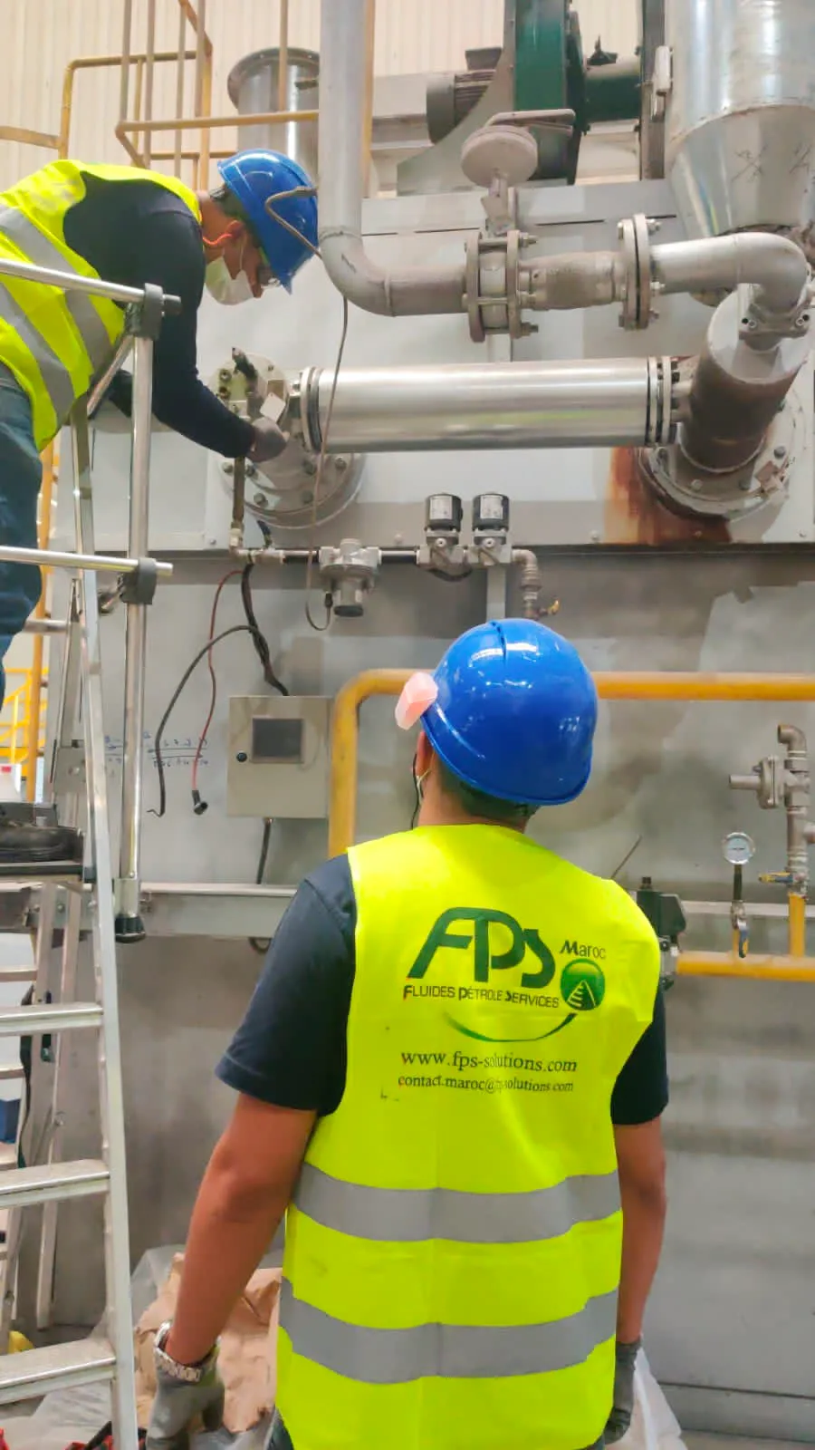 Technicien FPS Maroc en intervention de maintenance préventive